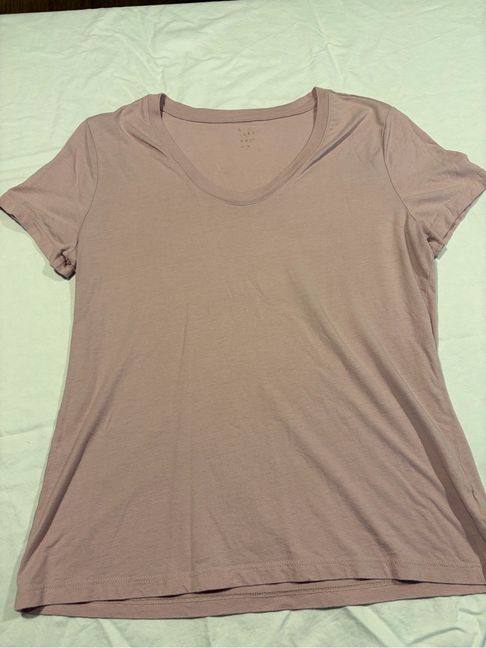 Classic Short Sleeve Scoop Neck Tee - Lilac